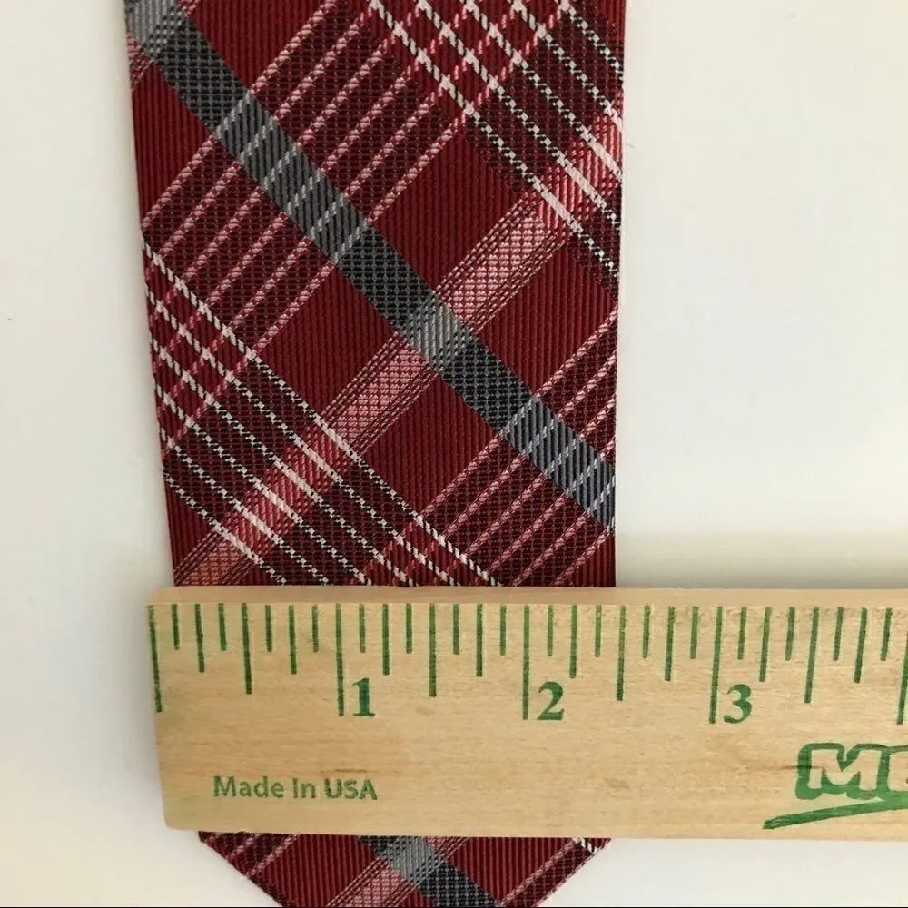 🌈Kenneth Cole Reaction Tie!   - Picture 2 of 3